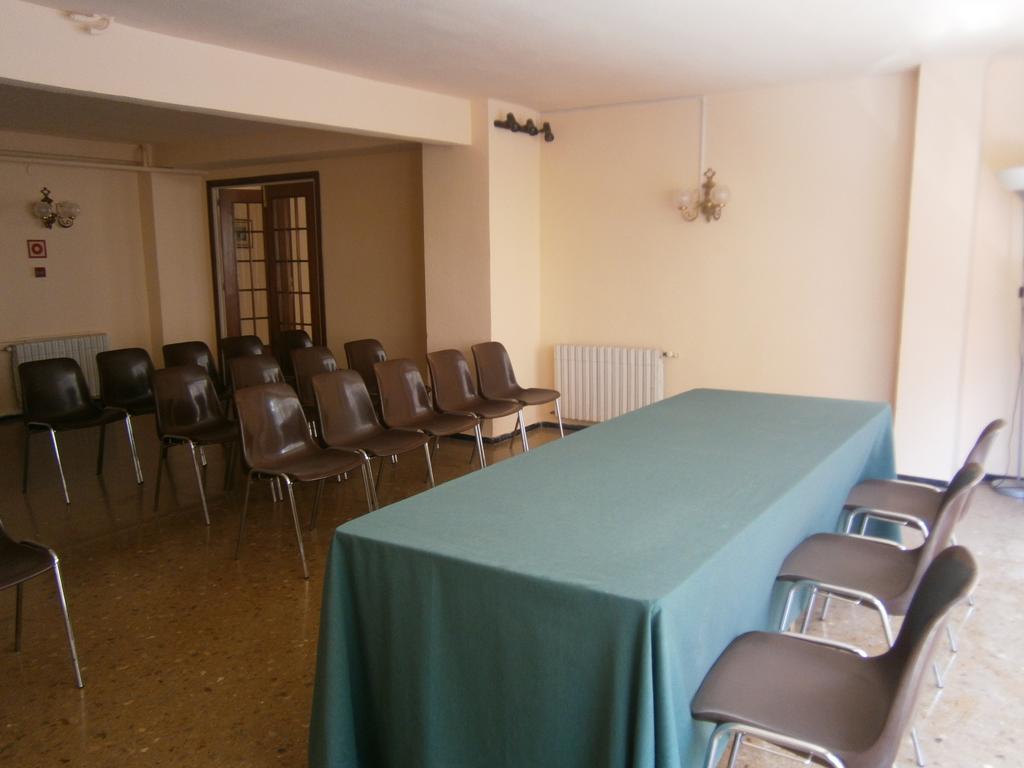 Hotel Goya Alicante Luaran gambar